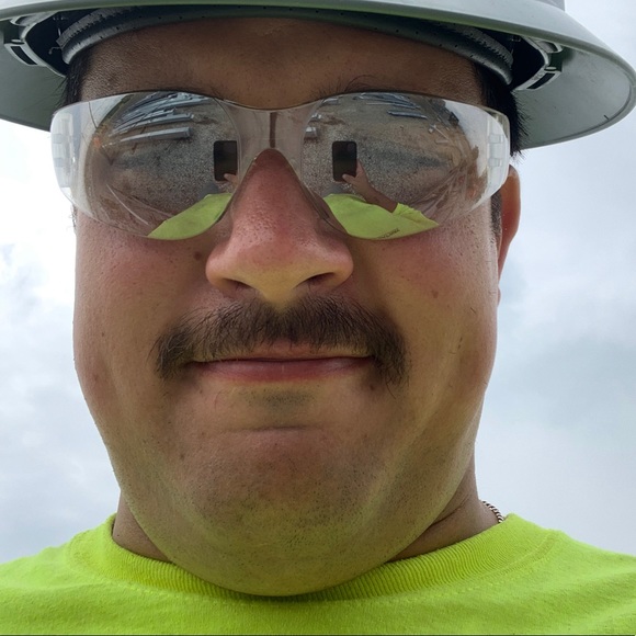 Meet your Posher, Shawn - Picture 1 of 1